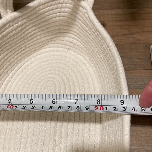 NWOT White Woven Basket w/ pink crocheted NOEL - Picture 6 of 6